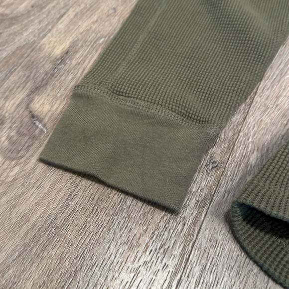 J. Crew Waffle Thermal - Picture 3 of 5